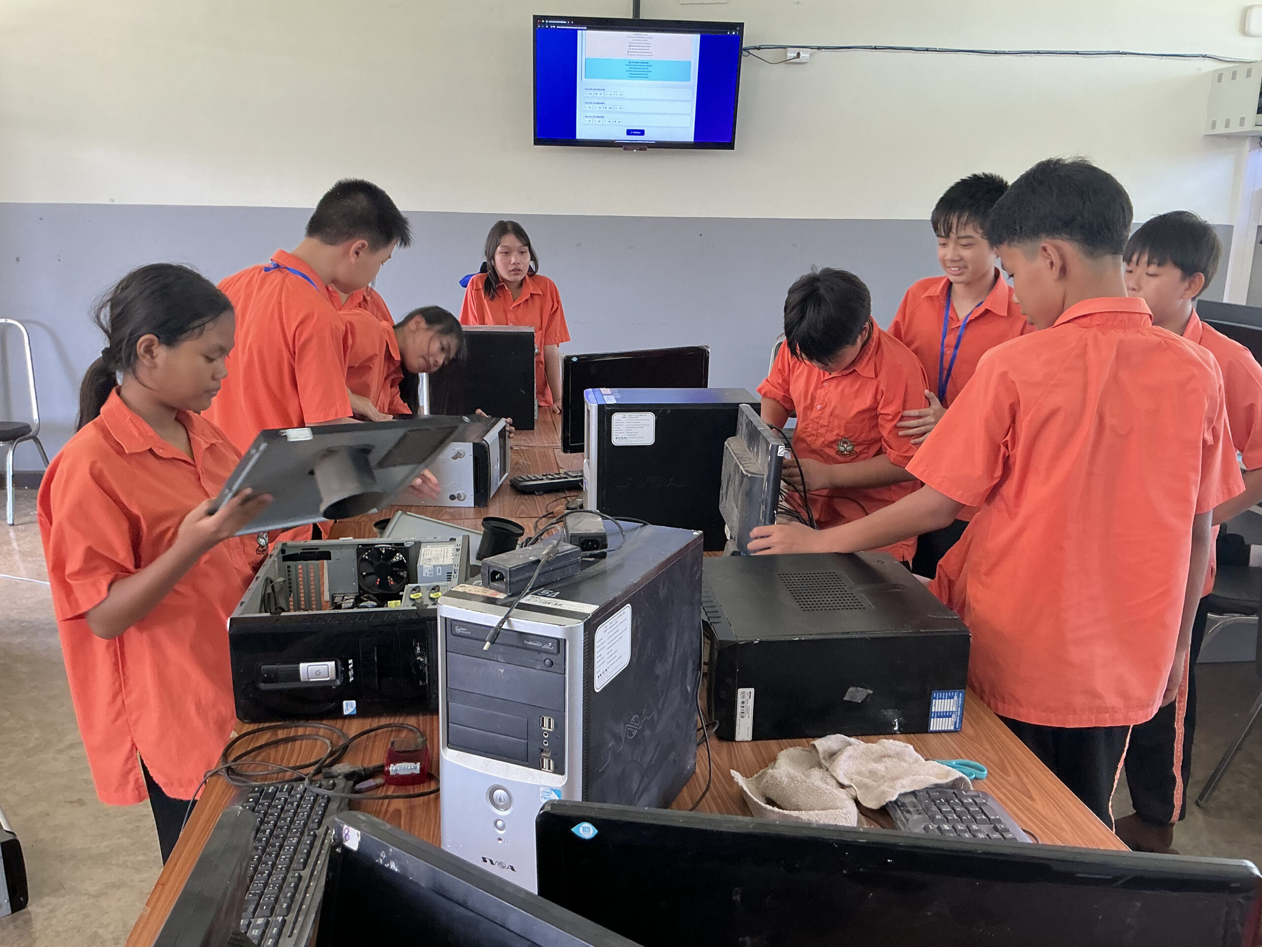 การสอนเทคโนโลยี